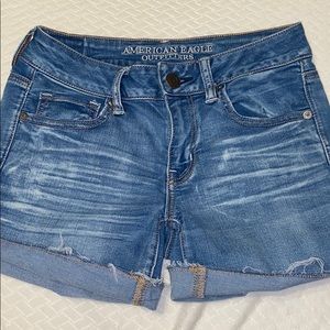 Super super stretch midi American eagle shorts